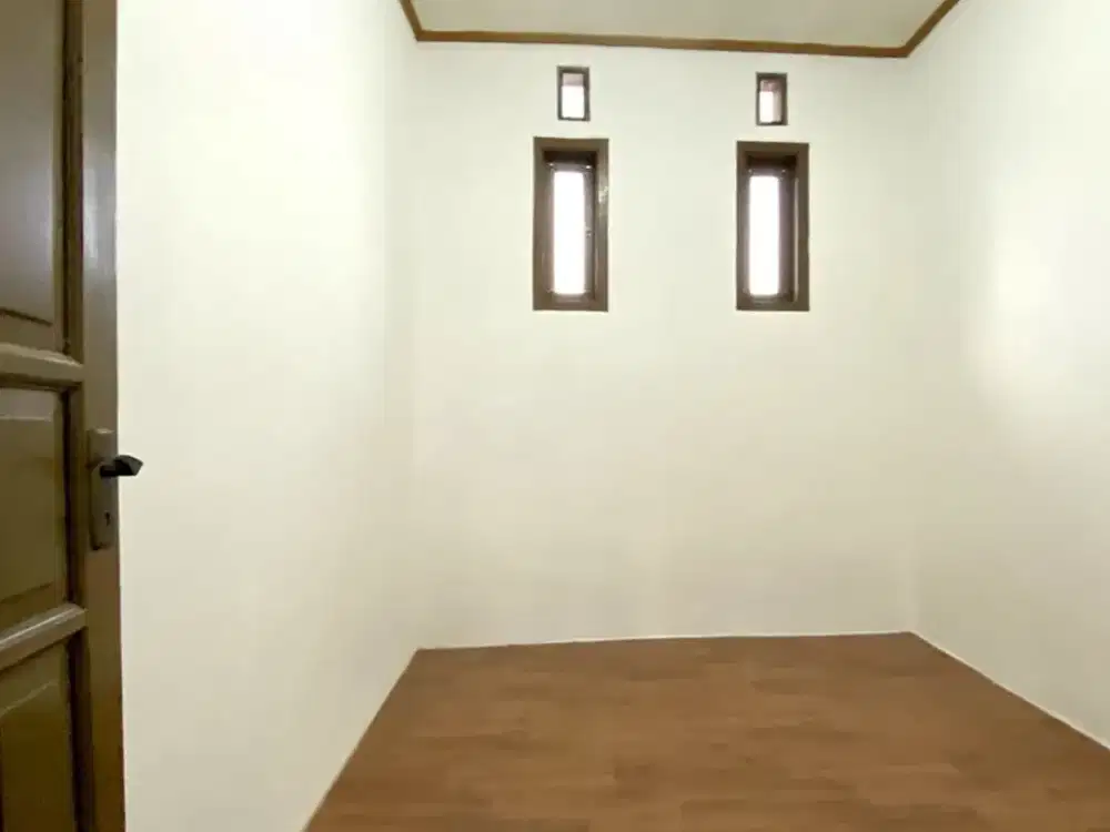 Dijual Rumah 2 Lantai Nyaman Siap Huni Lokasi di Taman Cibaduyut Indah Bandung