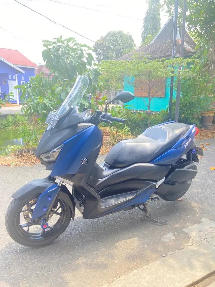 Yamaha Xmax 2021 km rendah seperti baru