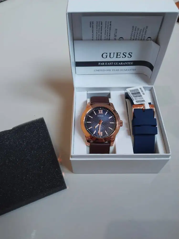 Jam Tangan Guess GW0630G3
