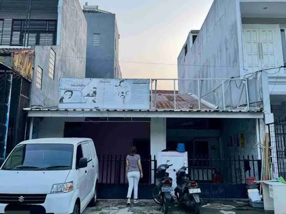 Dijual Rumah Strategis di lokasi Komersil Percetakan Negara Jakarta Pusat