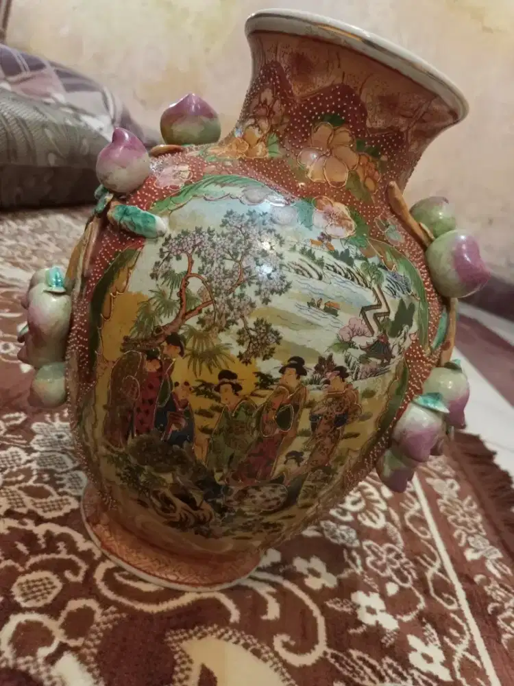 Gucci Motif Chinese