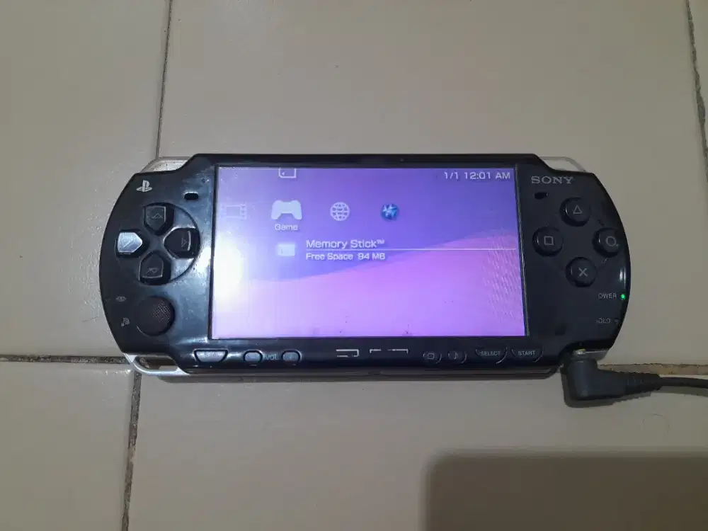 Jual Psp Slim Seri 2000 Normal mines gak ada batrenya