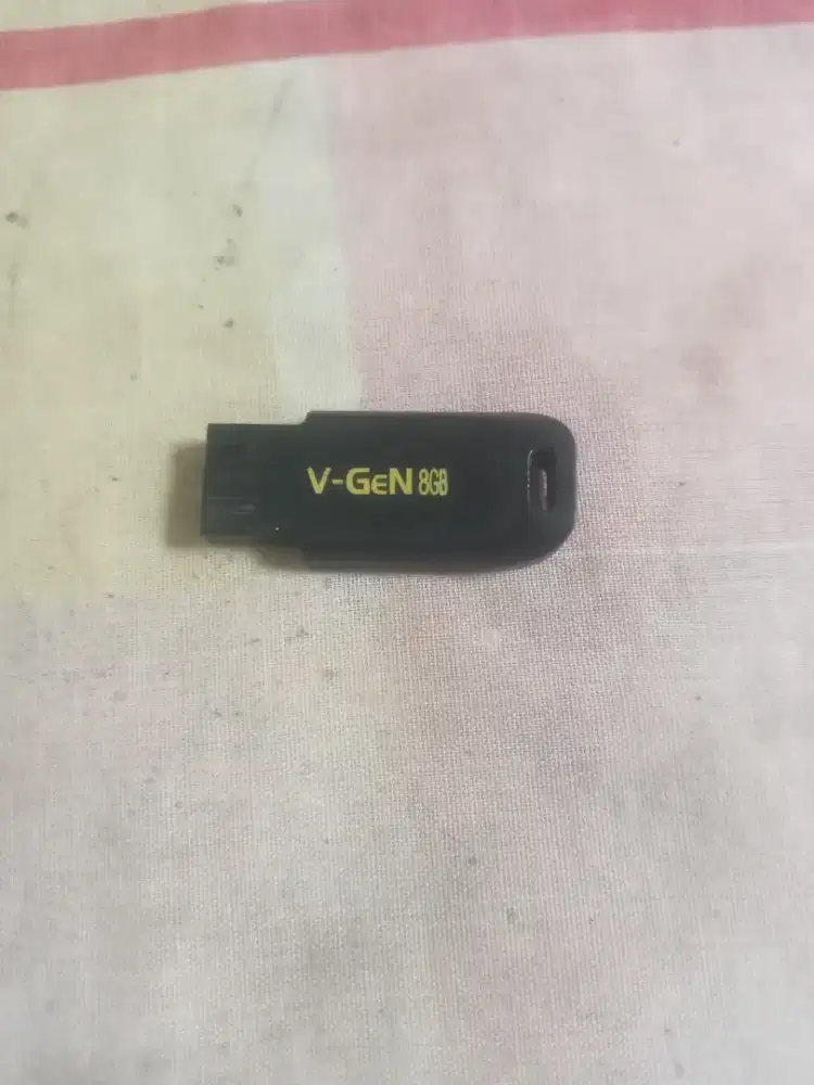Flashdisk Vgen 8Gb Nominus
