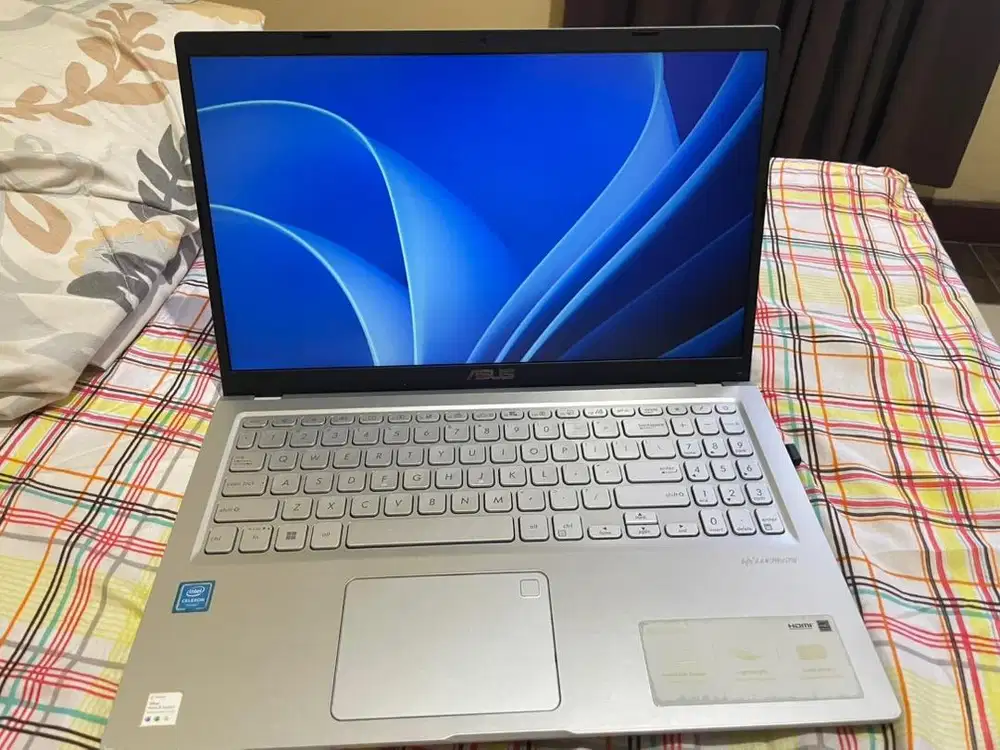 Asus a516m 15inc celeron 256gb