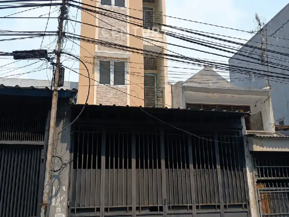 Rumah Disewakan Di Jalan Keadilan Pinggir Jalan