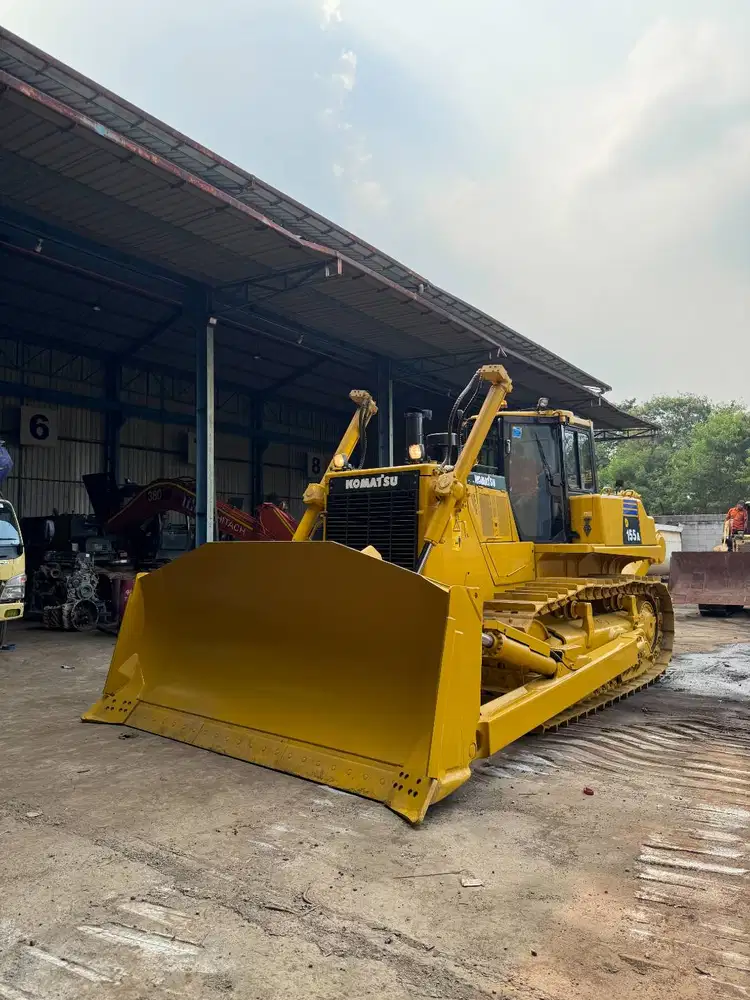 Dozer Komatsu D155A-6 Tahun 2011