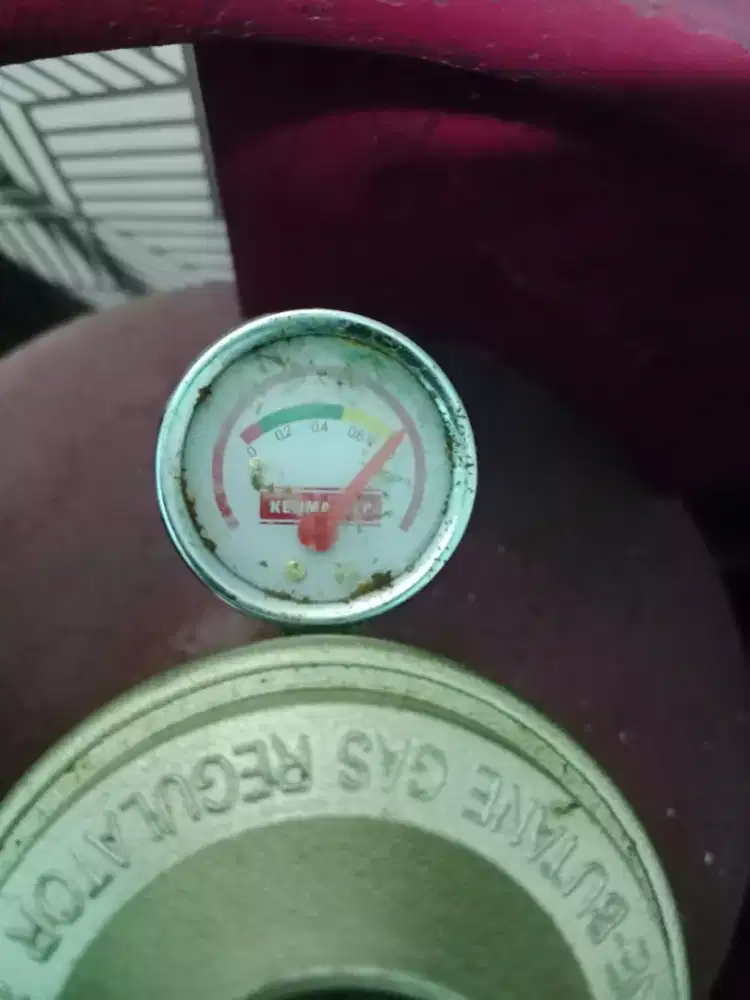 Tabung gas 12 kg masih isi