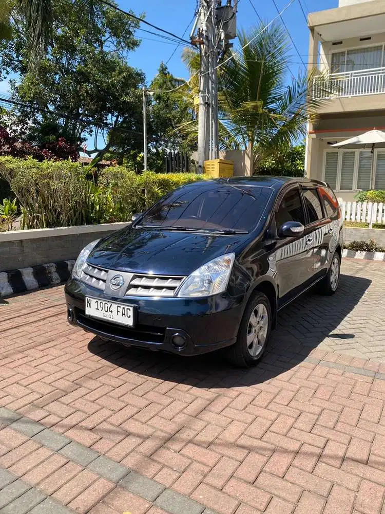 Nissan Livina 2011 Bensin