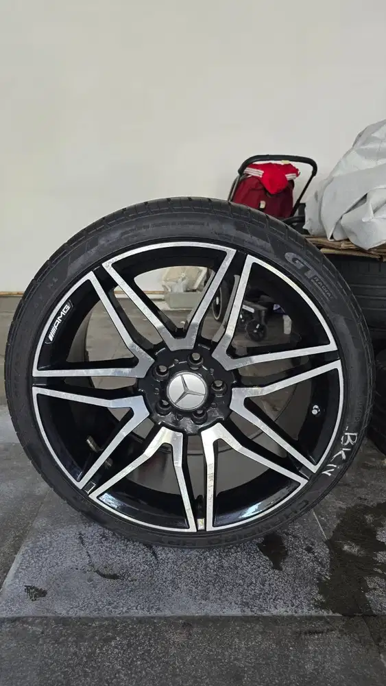 velg R19 + ban untuk mercy dan BMW lubang 5