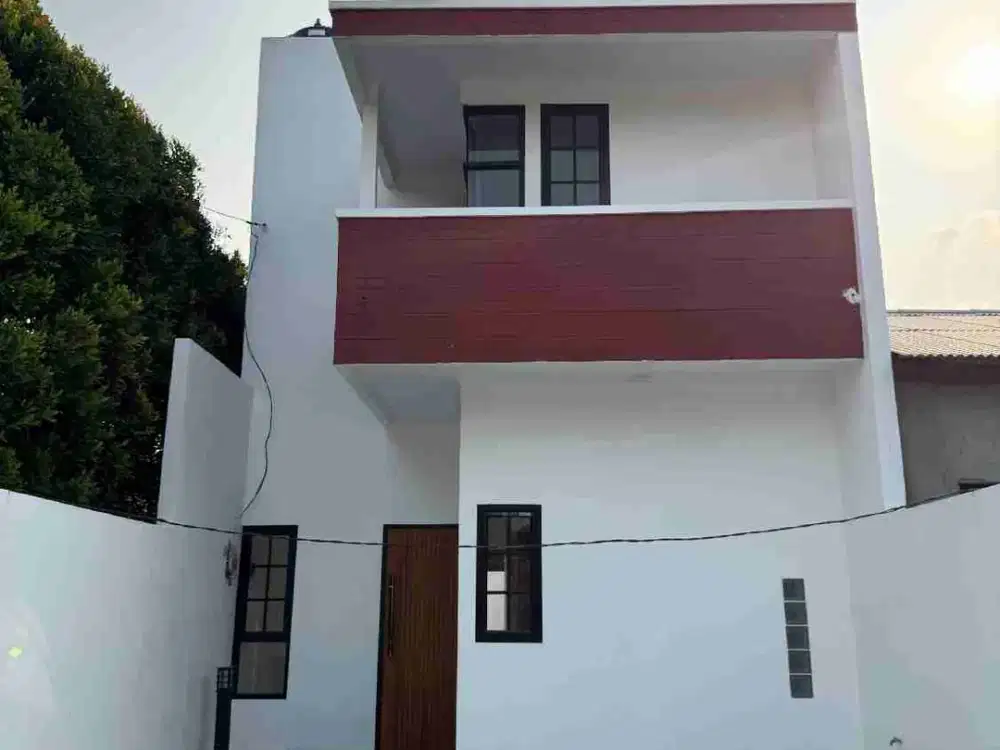 rumah besar 2 lantai harga terjangkau 7 menit ke stasiun