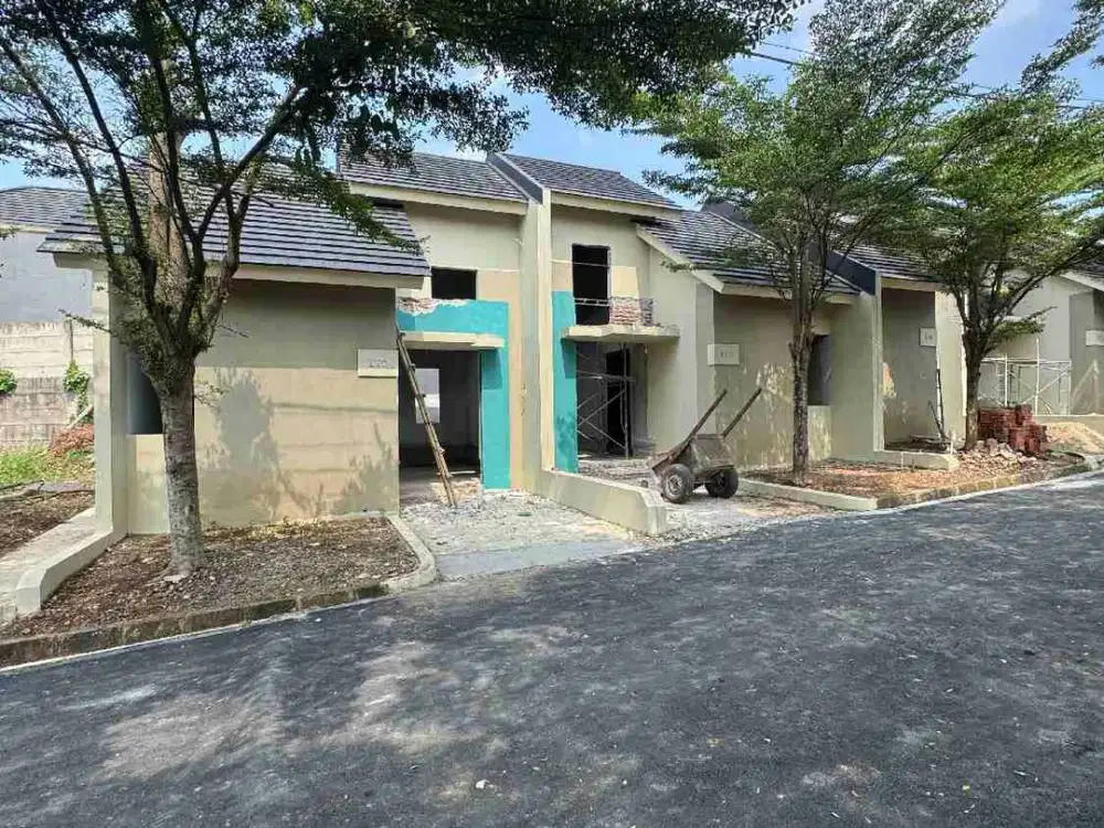 rumah hook bata merah ada kolam renang 7 min ke stasiun bojonggede