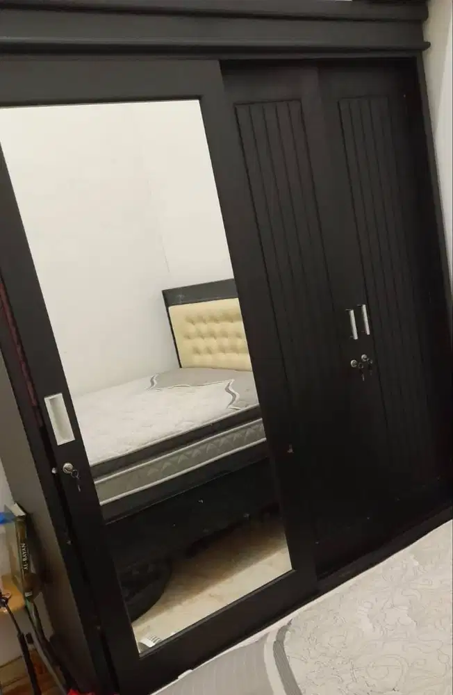 DIJUALL!!! ISIAN KAMAR TIDUR BAHAN FULL KAYU KORMIS