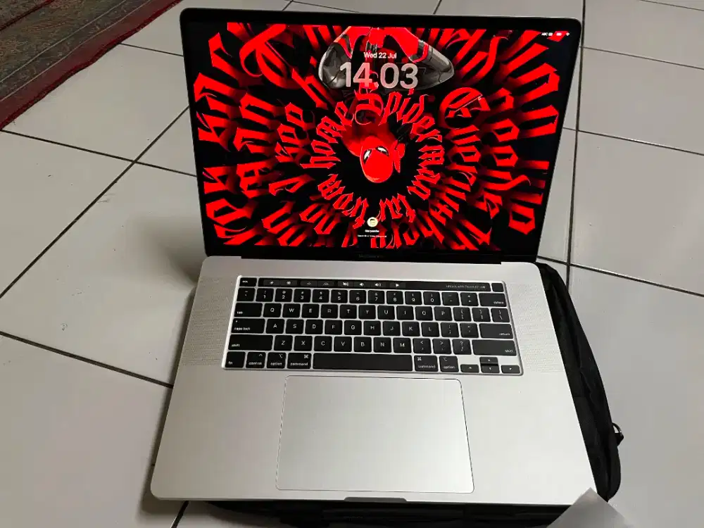 Macbook Pro 2019 Core i9 Ram 32/512Gb Touchbar