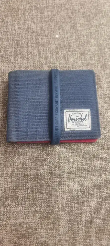Dompet Herschel.Navy