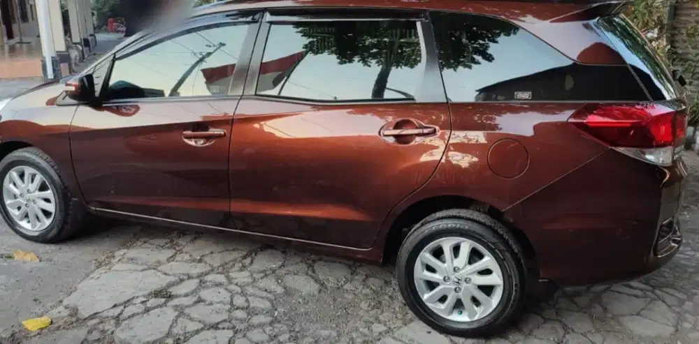 Honda Mobilio E manual