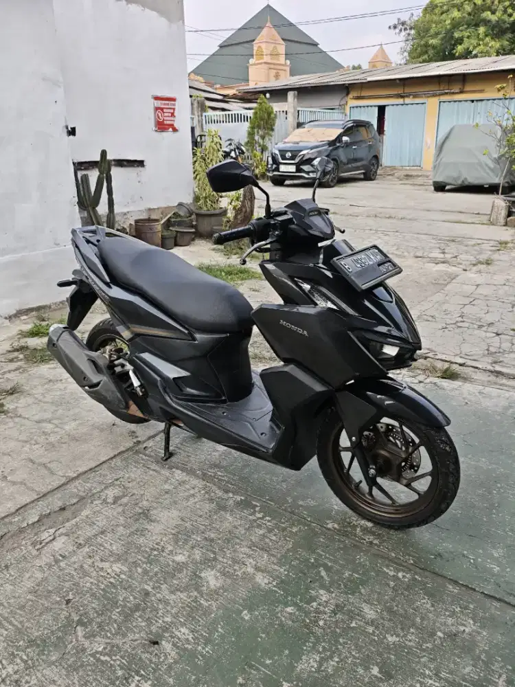•Big sale Honda Vario 160cc ABS