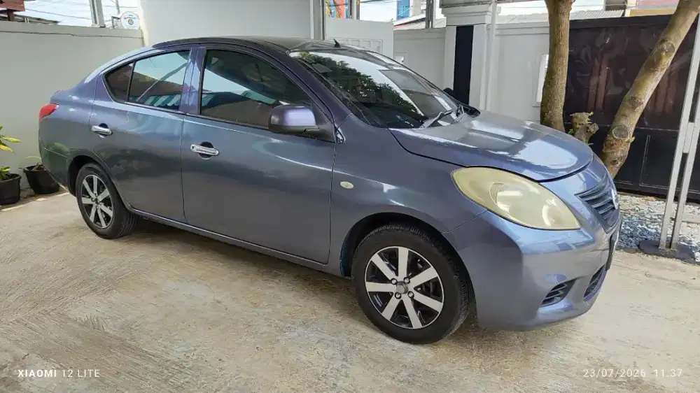 Sedan Nissan Almera 2013 Manual