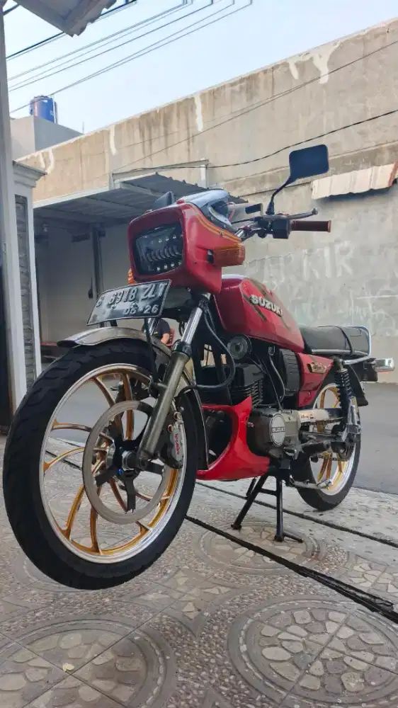 SUZUKI TRS 118 1986
