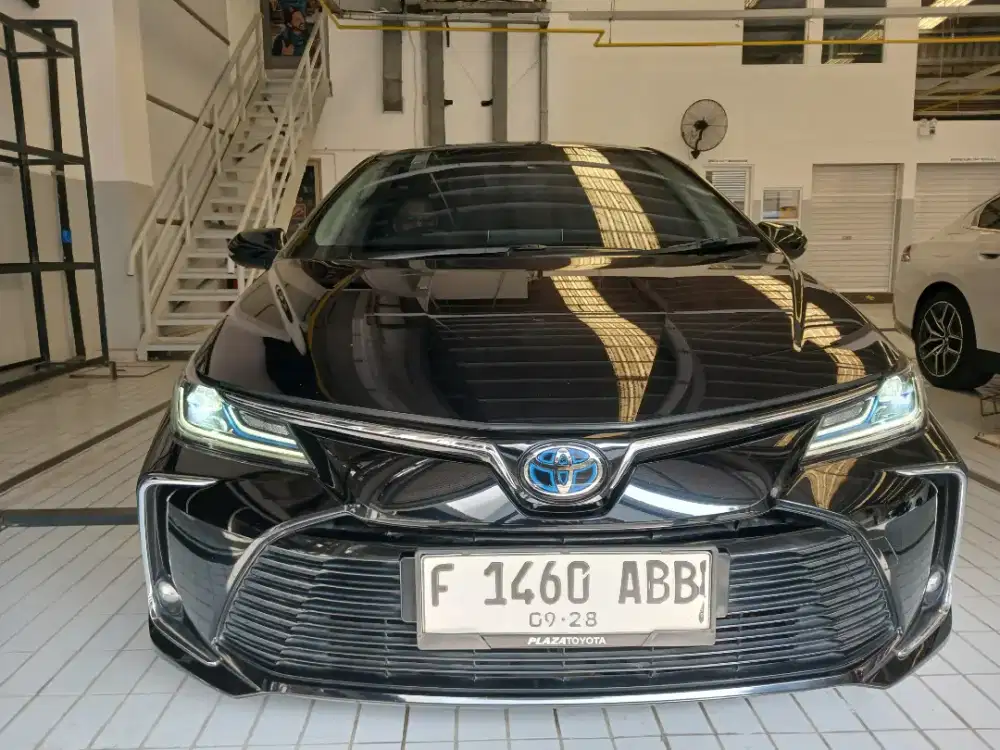 Toyota Corolla Altis Hybrid 1.8 AT 2022