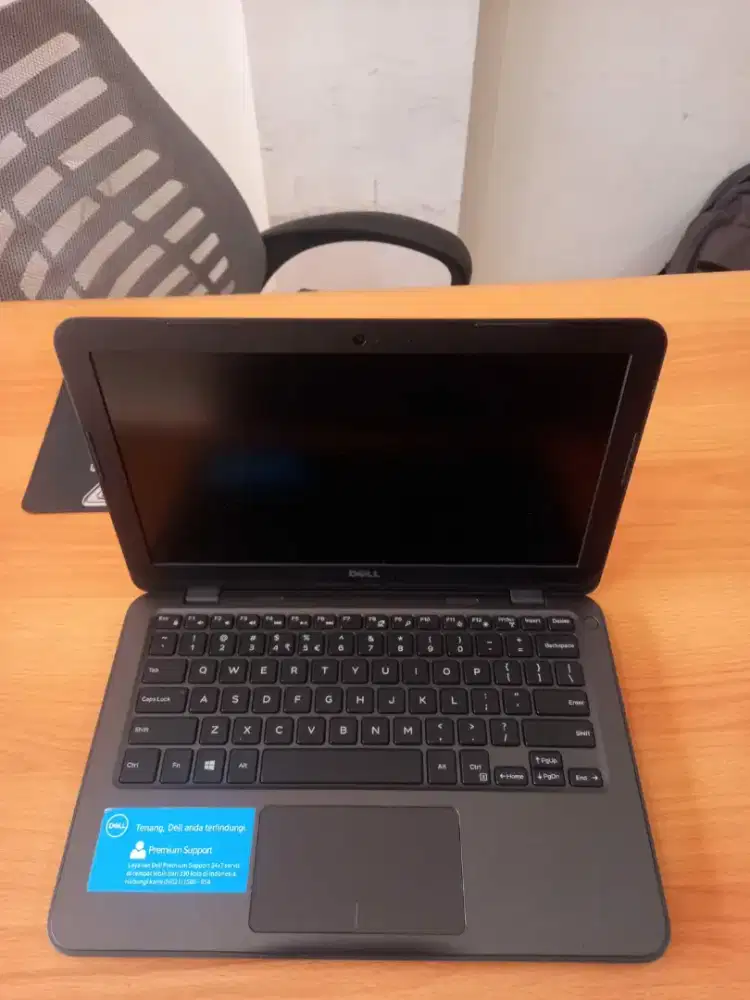 Laptop bekas kantor