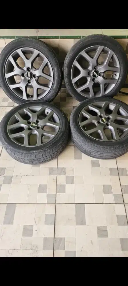 Di jual cepat pelek HSR R16 ban 185/55