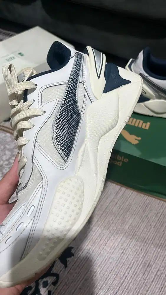 Sepatu Puma Limited Edition Ukuran 42.5