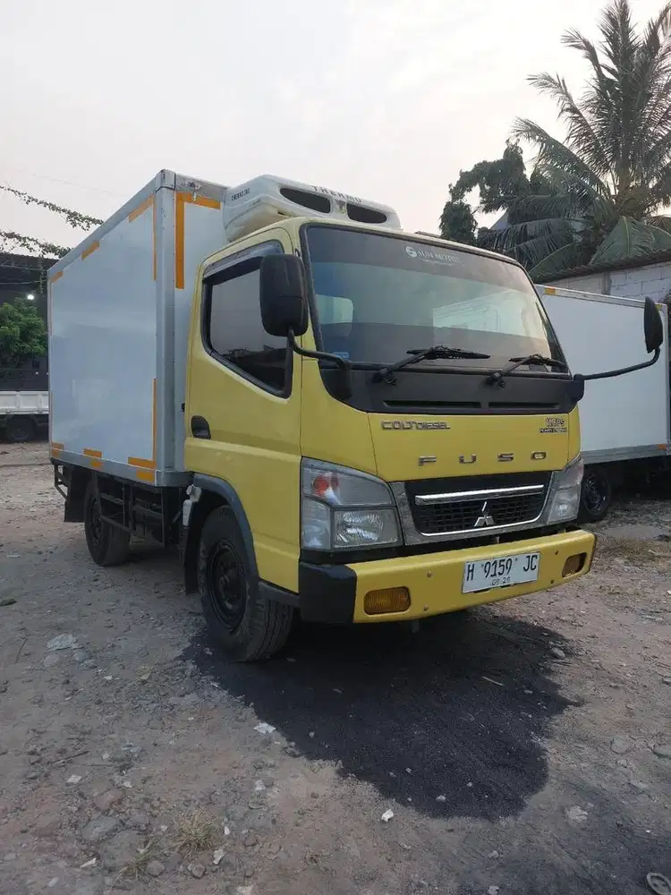 Dijual Mitsubishi FE71 box frezer th 2019 barang spesial!