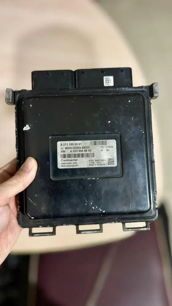 ECU MERCEDES BENZ W212 W207 A207 NOT BMW AUDI