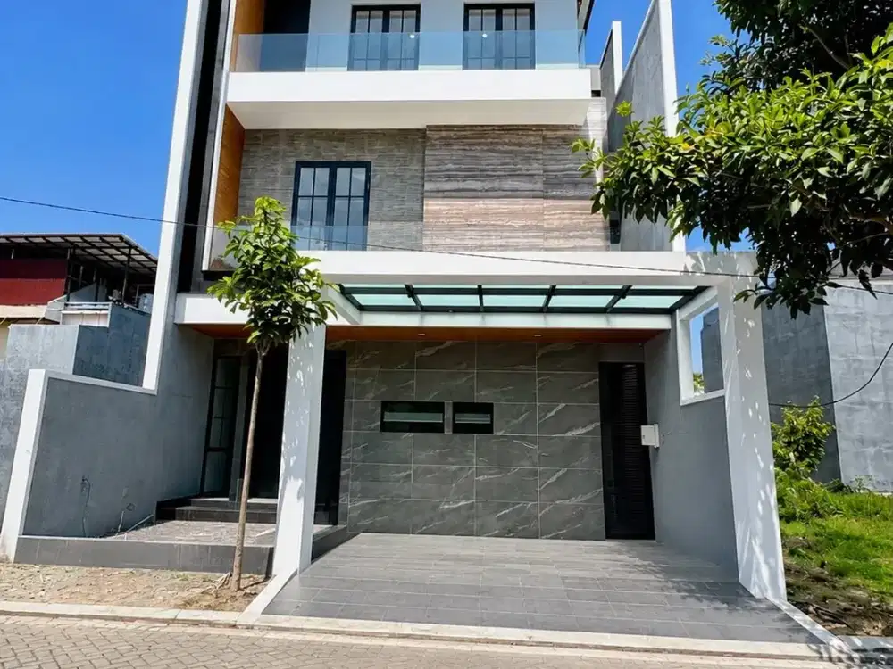 Baru Gress Rumah Citraland Utama 3 Lantai Minimalis