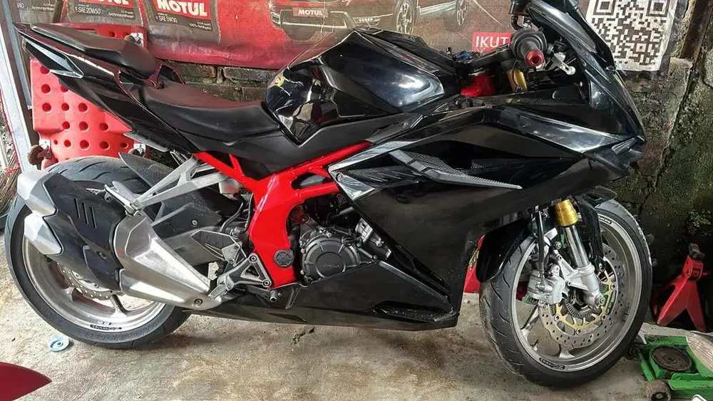 HONDA CBR 250cc