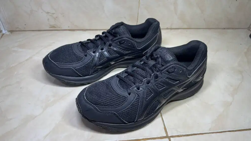 Sepatu Asic Jog 100 Preloved Bekas Seken