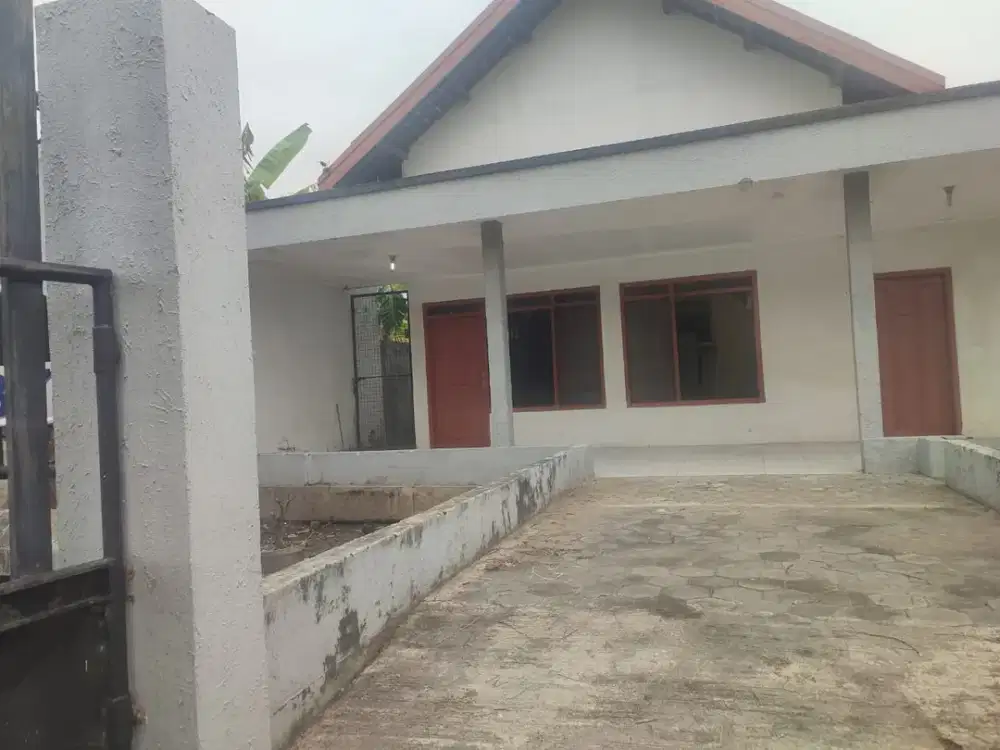 Jual Rumah Halaman Luas Kenanten Mojokerto