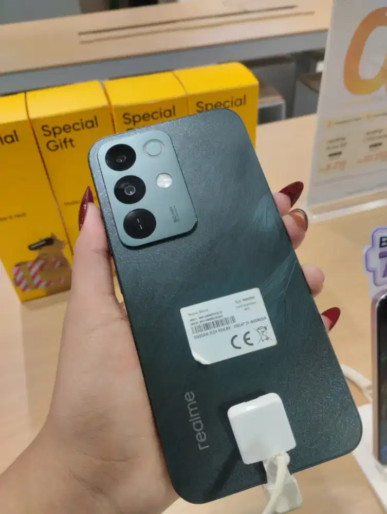 REALME C85 RAM 8