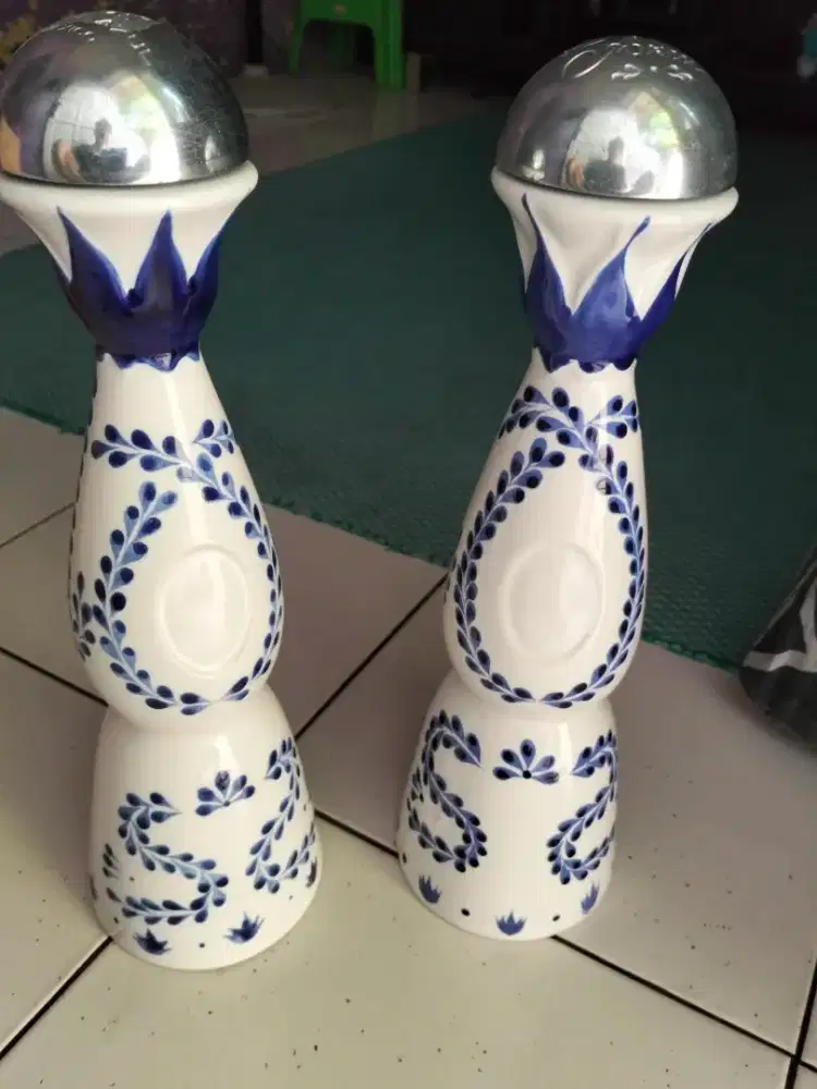 Jual 2 botol kosong Azul