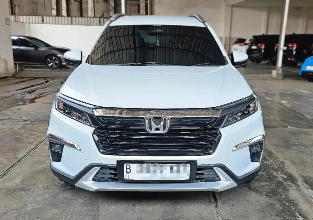 Honda BRV Prestige HS Sensing AT Matic 2023 Putih Mulus Tangan 1