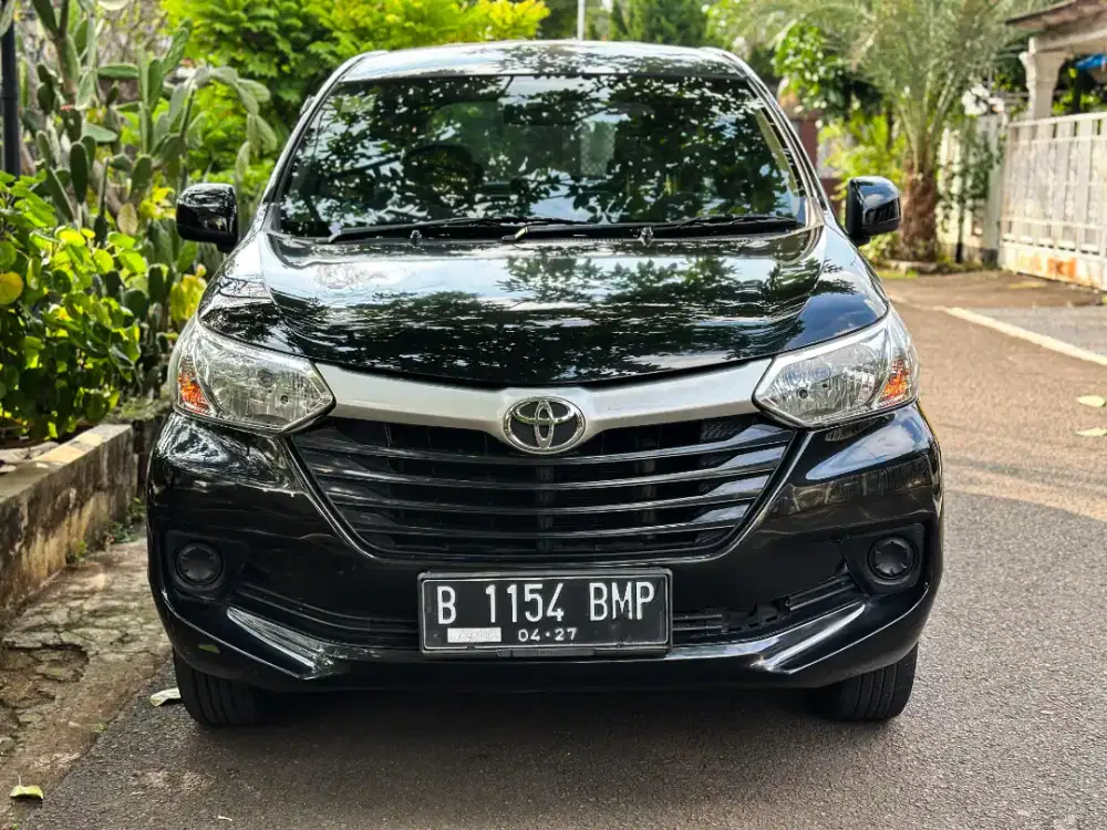 Avanza E AT 2017 hitam