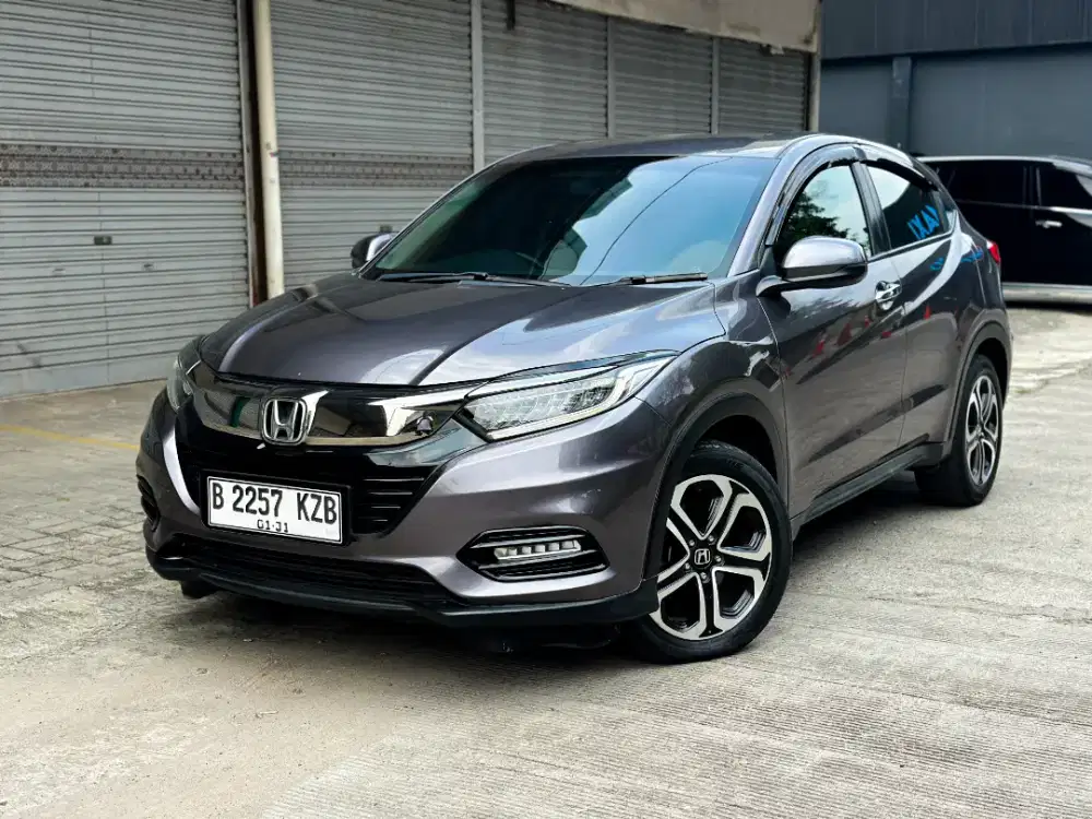 HONDA HR-V SE 1.5 AT 2020 ABU ABU