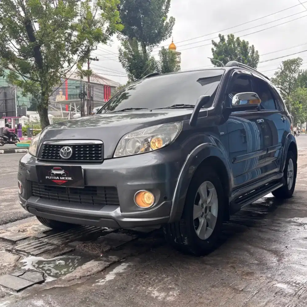 Toyota Rush 1.5 S Airbag AT 2013 Grey Abu-abu
