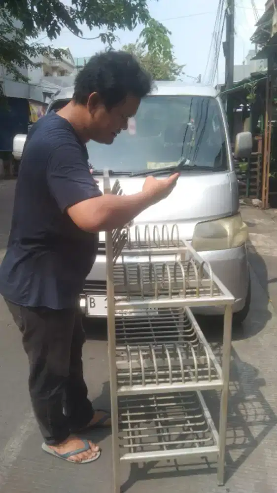 Rak Piring Besi