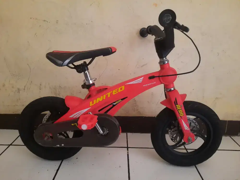 Sepeda Anak United Aero size 12 kokoh