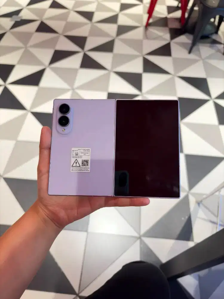 PRE ORDER SAMSUNG GALAXY ZFOLD 8