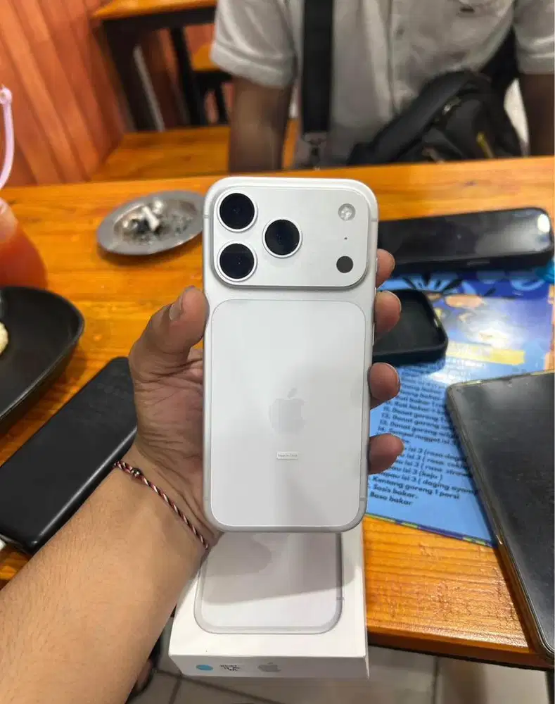 Iphone 17 pro 256gb ibox