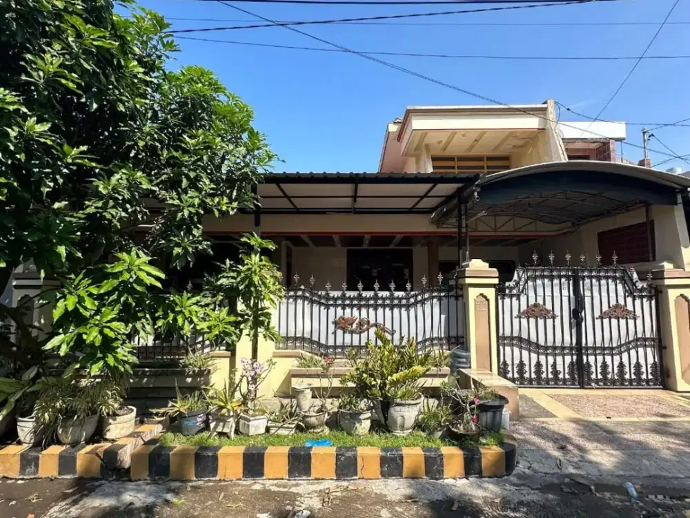 Rumah Bagus SHM di Rungkut Asri Siap Huni