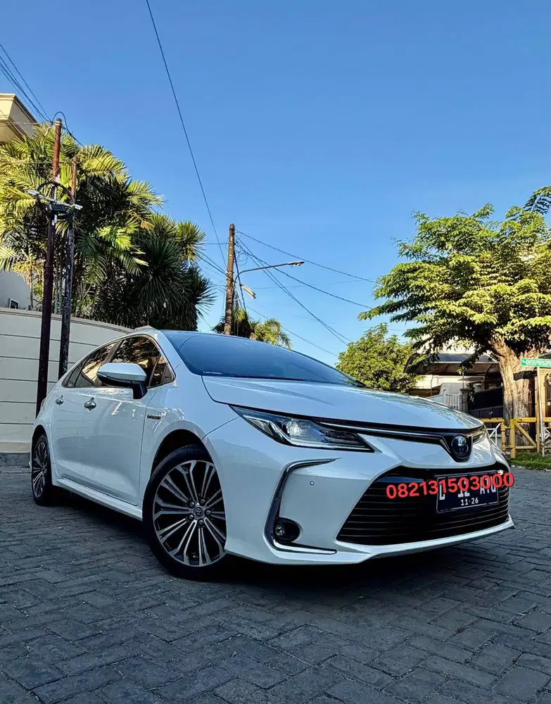 Toyota Corolla altis hybrid 2021.