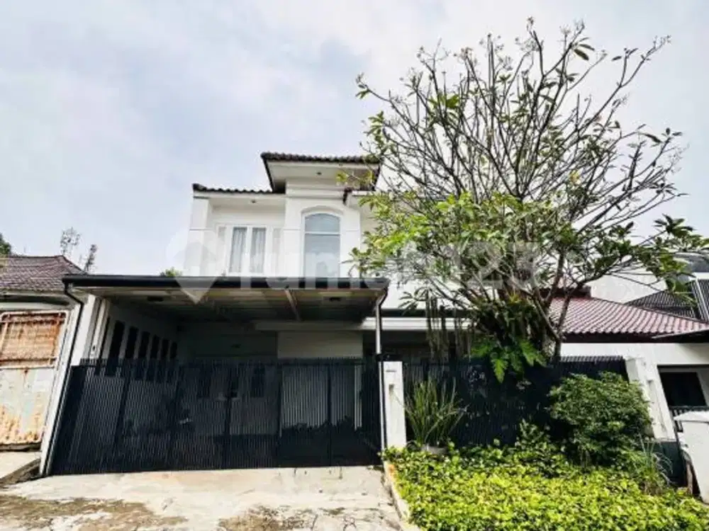 Rumah cantik, lega, dan siap huni di kawasan Puri Cinere
