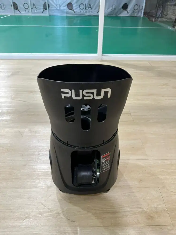 Mesin Alat Pelempar Bola Pusun Mini Pro Padel raket tennis pickle
