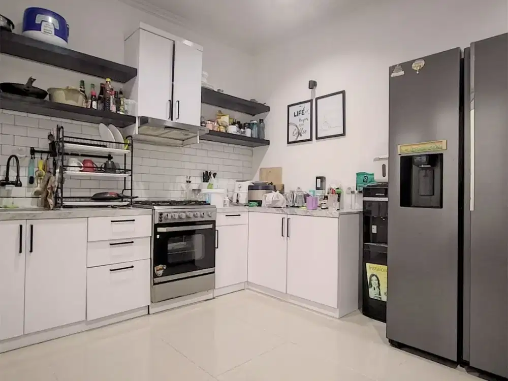 Rumah 2 Lantai Modern Minimalis Bonus Kitchen Set Verdi Gading Serpong