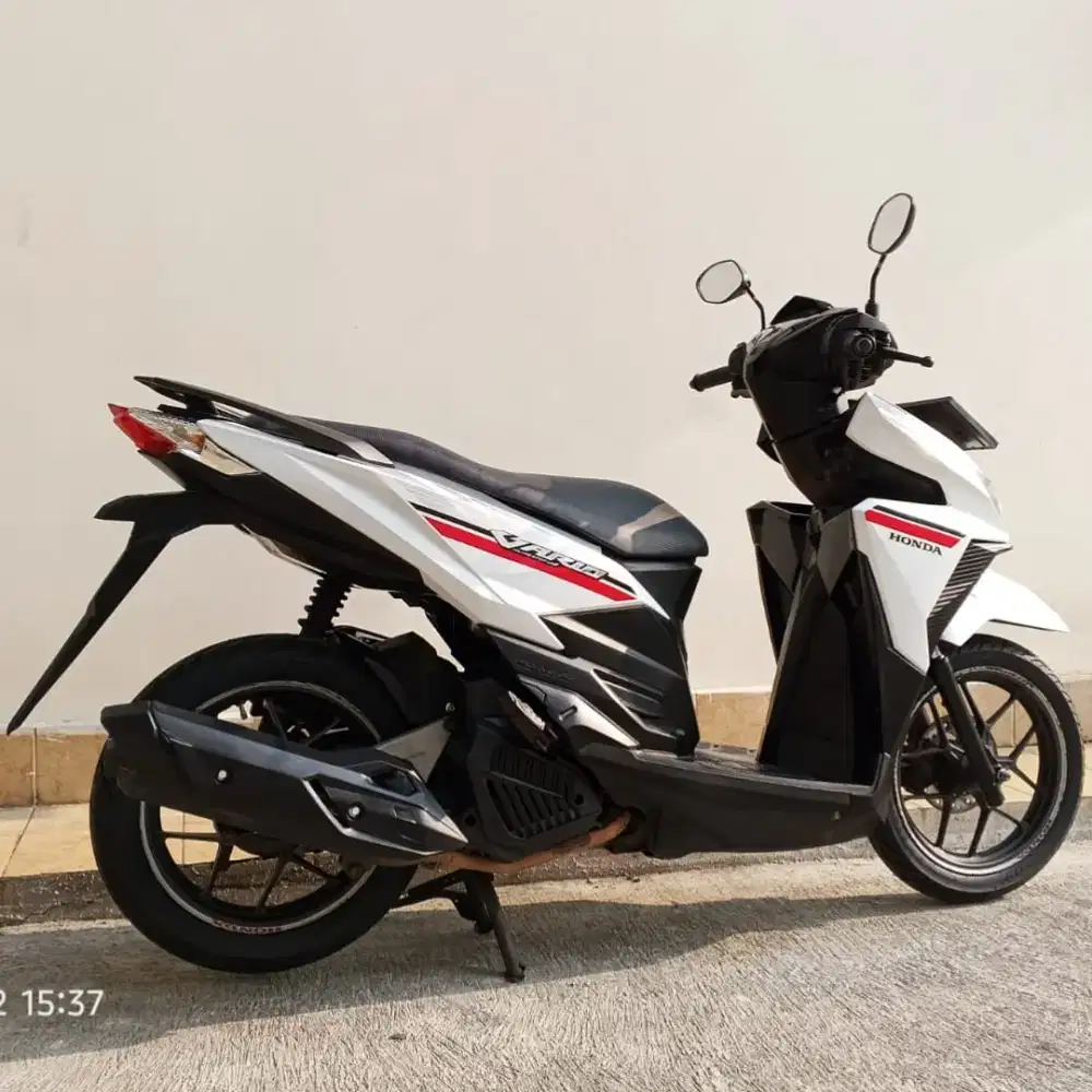 HONDA VARIO 125 CBS ISS LED TAHUN 2017 CASH / KREDIT MURAH DP 2.800