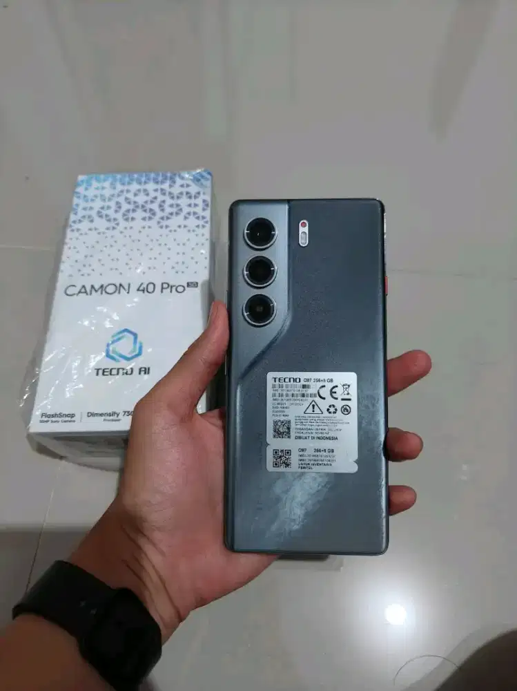 Tecno camon 40 Pro 5G 8/256