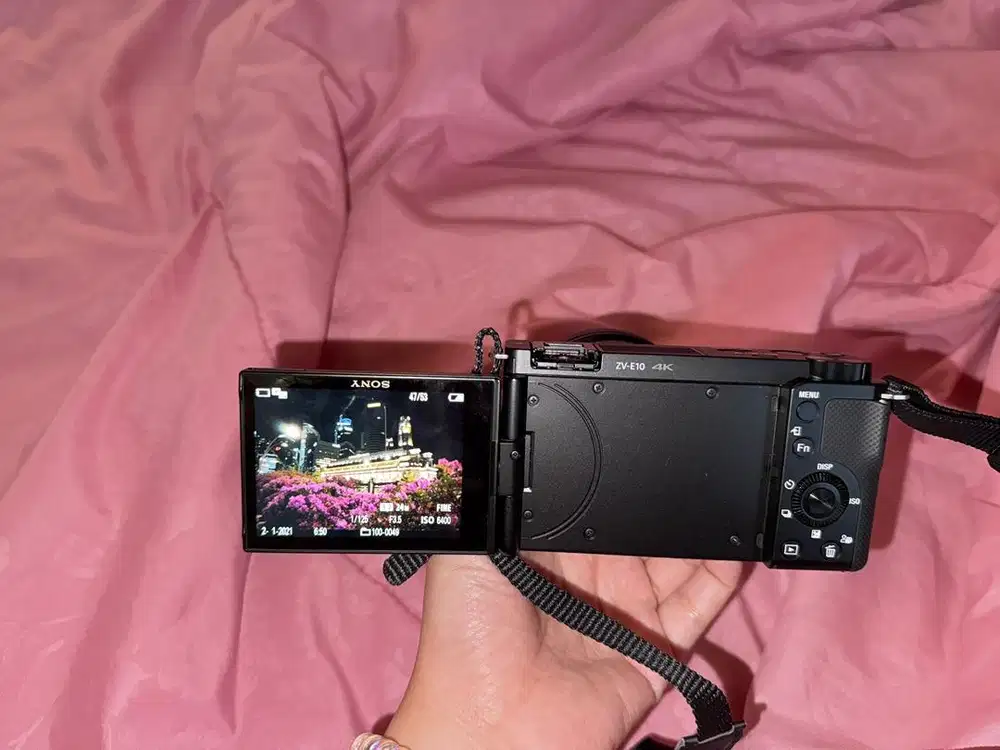 Dijual kamera sony zv e10